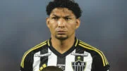 Rony, atacante do Atlético, antes de jogo contra o Flamengo no Maracanã (foto: Pedro Souza/Atlético)