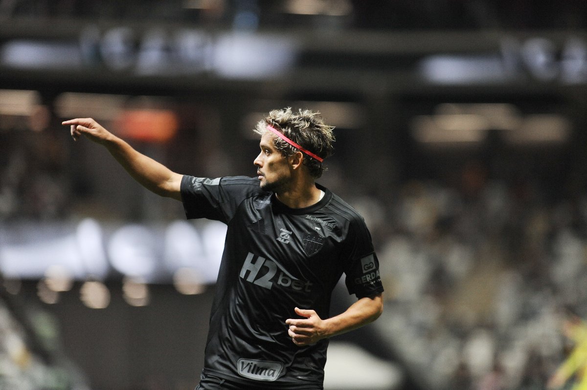 Gustavo Scarpa, meio-campista do Atlético - (foto: Alexandre Guzanshe/EM/D.A. Press)