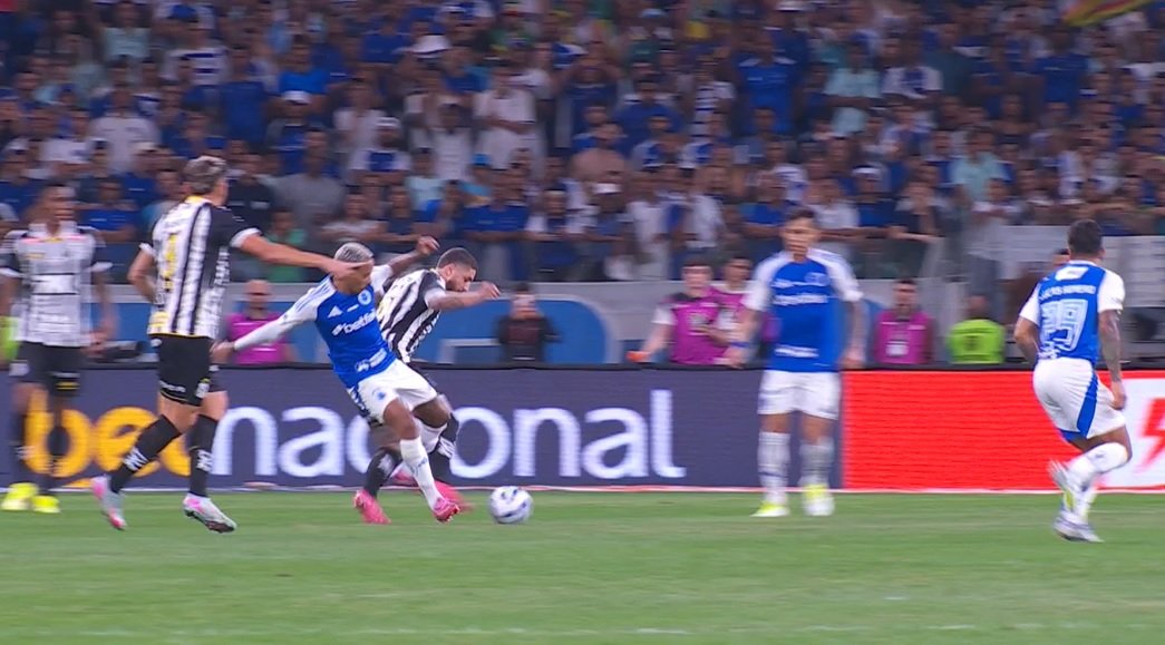 VAR de Cruzeiro x Santos (foto: Divulgação/CBF)