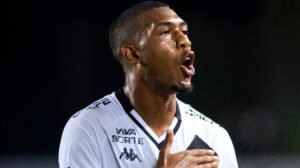 Rayan marcou o primeiro gol do Vasco contra o CSA - Crédito: 