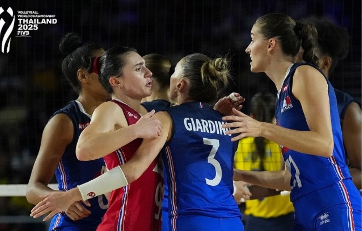 Jogadoras da França (foto: Julien Crosnier /FFvolley)