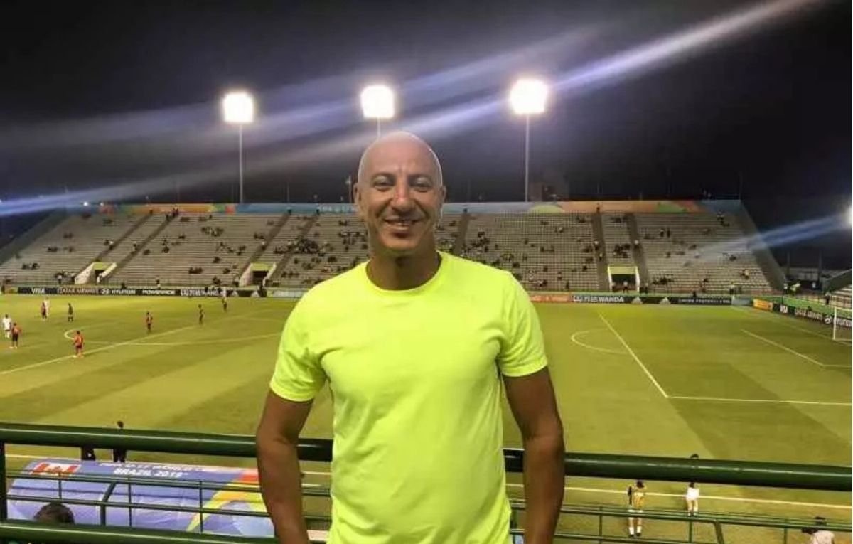 Jorge Ramos no Estádio Bezerrão, em Brasília (foto: Mariana Fraga Duarte/CB/D.A Press)