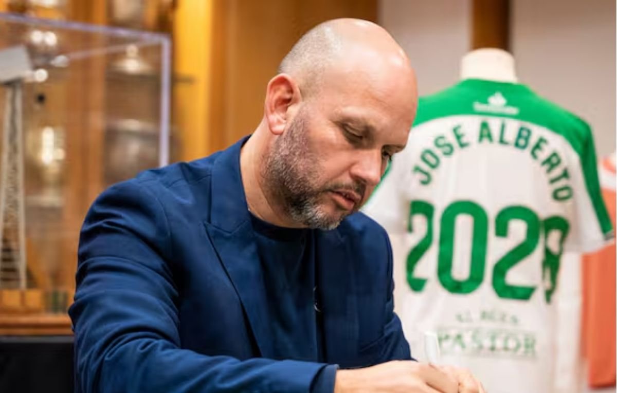 José Alberto López, do Racing Club (foto: Real Racing Club / Divulgação)