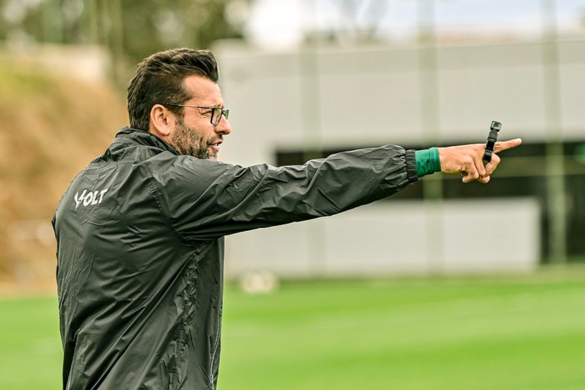 Alberto Valentim, técnico do América (foto: Mourão Panda/América)