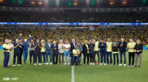 Campeões mundiais homenageados pela CBF - Crédito: 