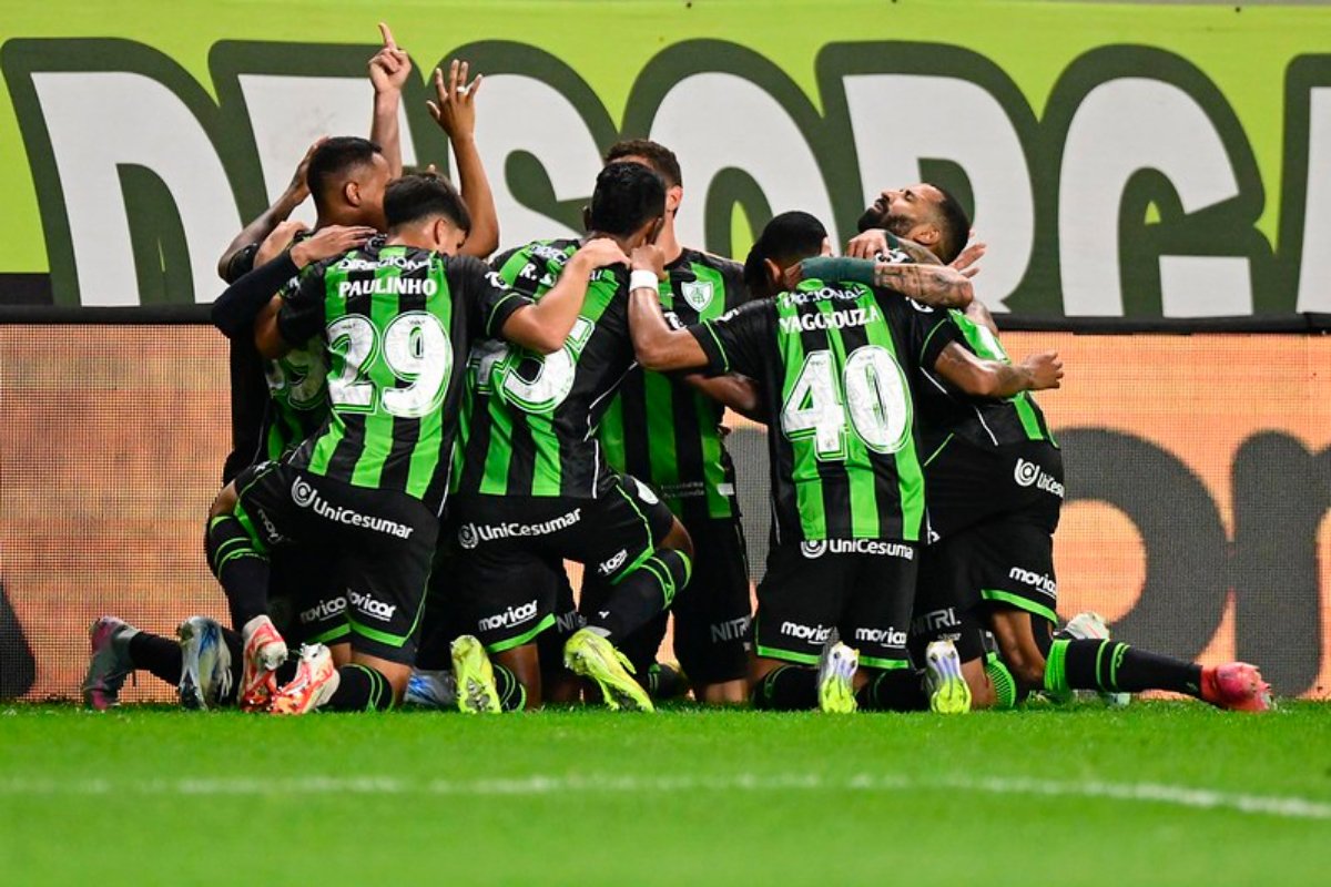 América venceu o Volta Redonda na Série B (foto: Mourão Panda/América)