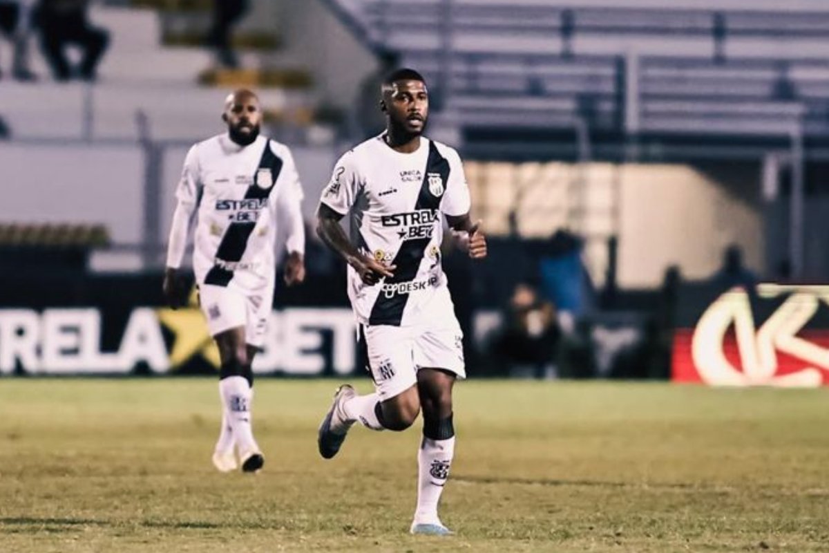 Emerson Santos estava na Ponte Preta (foto: Divulgação/Ponte Preta)