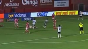 Ronaldo Tavares marcou para o Athletic contra o Vila Nova - Crédito: 