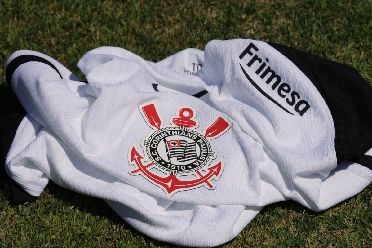 Camisa do Corinthians (foto: Divulgação/Corinthians)