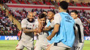 Athletico-PR venceu o Botafogo-SP - Crédito: 