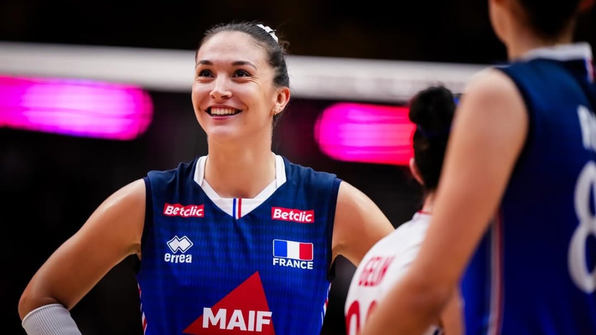 Héléna Cazaute, ponteira da França (foto: Reprodução Instagram de Cazaute)