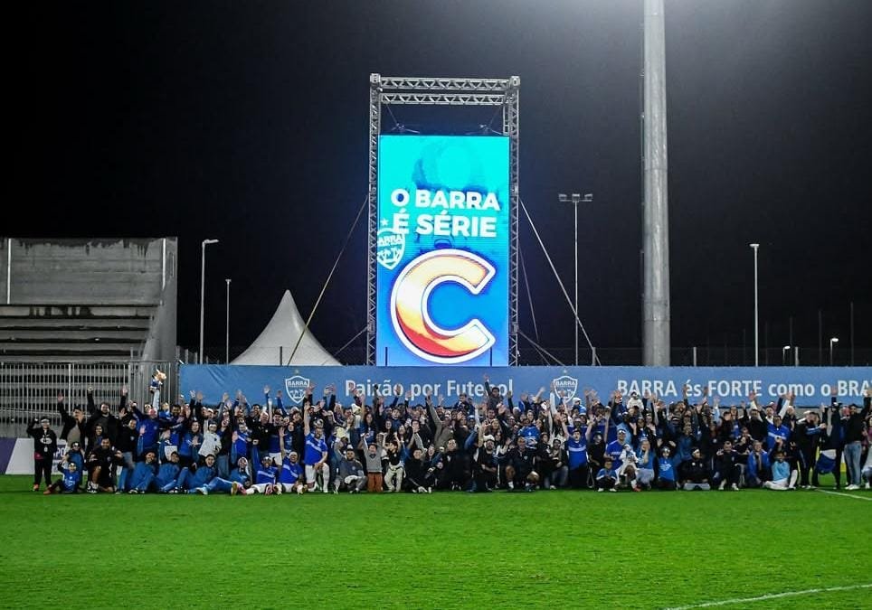 Barra subiu para a Série C do Campeonato Brasileiro (foto: Divulgação/Barra Futebol Clube)