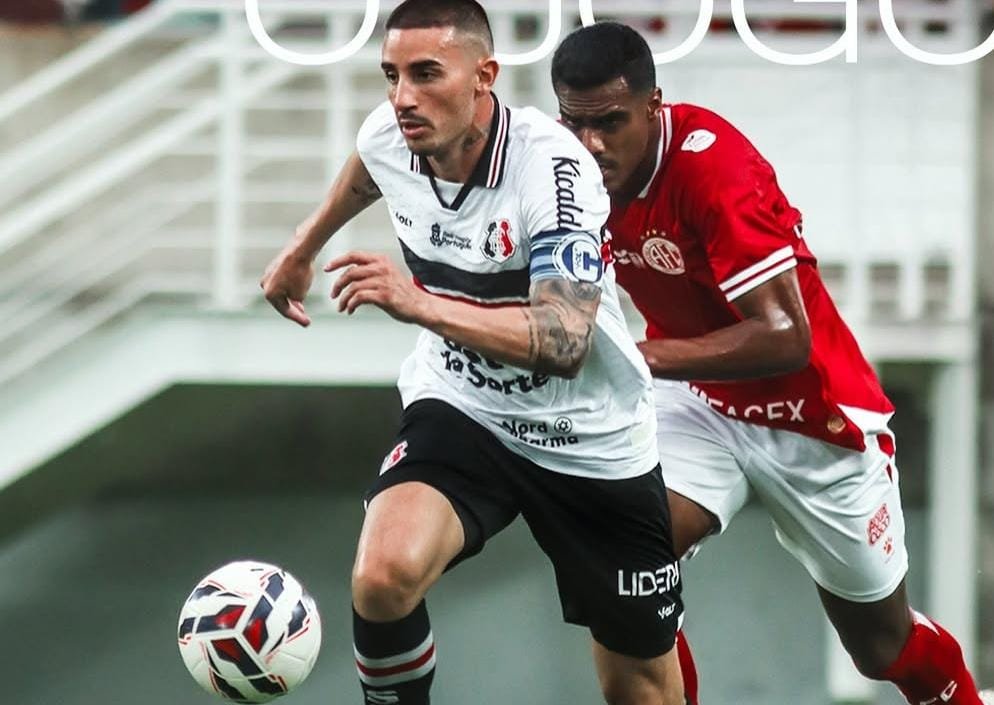 Thiago Galhardo, atacante do Santa Cruz - (foto: Evelyn Vitória/Santa Cruz Futebol Clube)