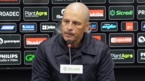 Alex, técnico do Operário - Crédito: 