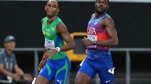 Alison dos Santos e Rai Benjamin durante o Mundial de Atletismo - Crédito: 