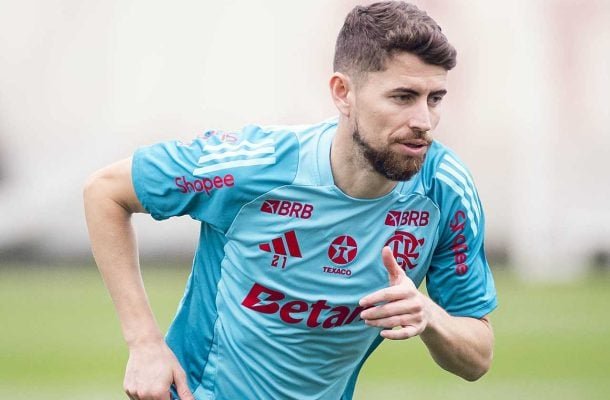Jorginho é nome incontestável no time de Filipe Luís (foto: Foto: Adriano Fontes/Flamengo)