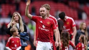 Após três anos no Manchester United, Eriksen ficou livre no mercado ao término do contrato em junho de 2025 - Crédito: 
