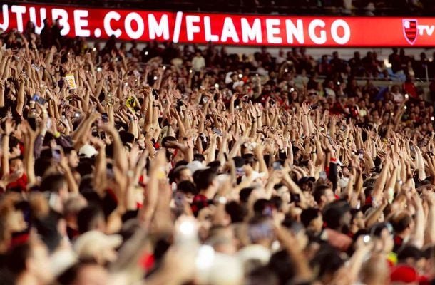 Torcida do Flamengo no Maracanã (foto: Adriano Fontes/Flamengo)