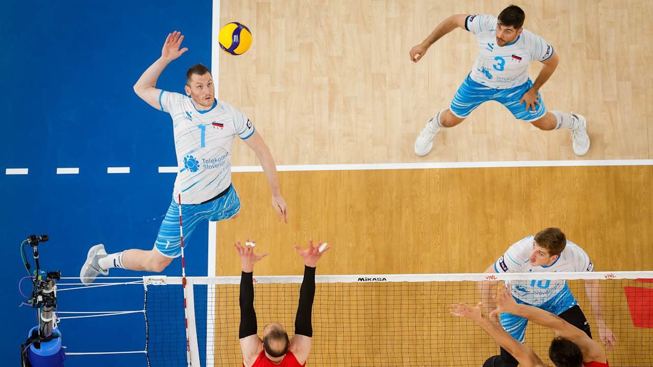 Oposto Tonček Štern, da Eslovênia (foto: Divulgação/FIVB)