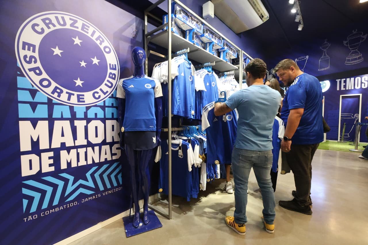 Fotos da loja oficial do Cruzeiro no Mineirão