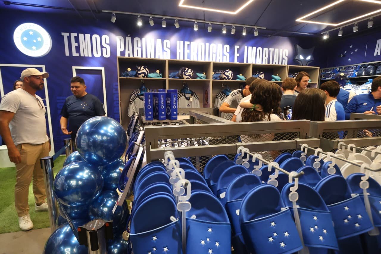 Inauguração da loja oficial do Cruzeiro no Mineirão (foto: Marcos Vieira/EM/DA Press)