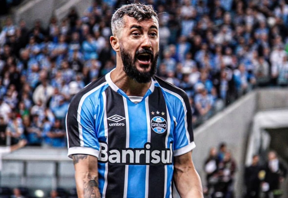 Douglas dos Santos em comemoração (foto: Divulgação/Douglas dos Santos)