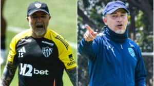 Jorge Sampaoli e Flavio Robatto, técnicos de Atlético e Bolívar, respectivamente - Crédito: 