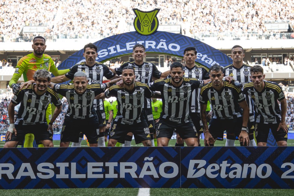 Jogadores do Atlético antes de jogo pelo Brasileiro (foto: Pedro Souza/Atlético)