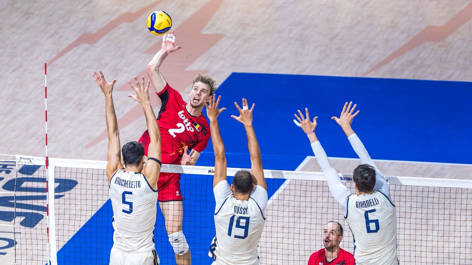 Lance de Bélgica x Itália no Mundial Masculino de Vôlei (foto: Divulgação/FIVB)