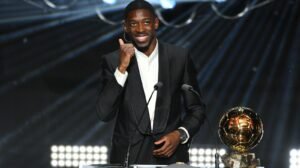 Dembélé recebe Bola de Ouro 2025 - Crédito: 