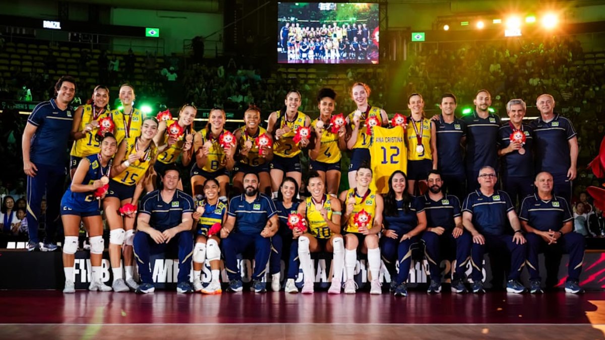 Brasil conquistou a medalha de bronze no Mundial Feminino de Vôlei de 2025 (foto: Divulgação/FIVB)