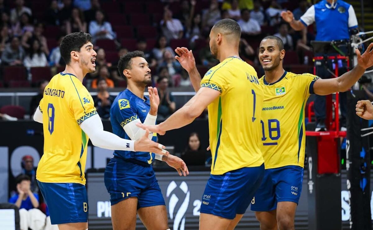 Brasil venceu na estreia do Mundial Masculino de Vôlei (foto: FIVB/Divulgação)