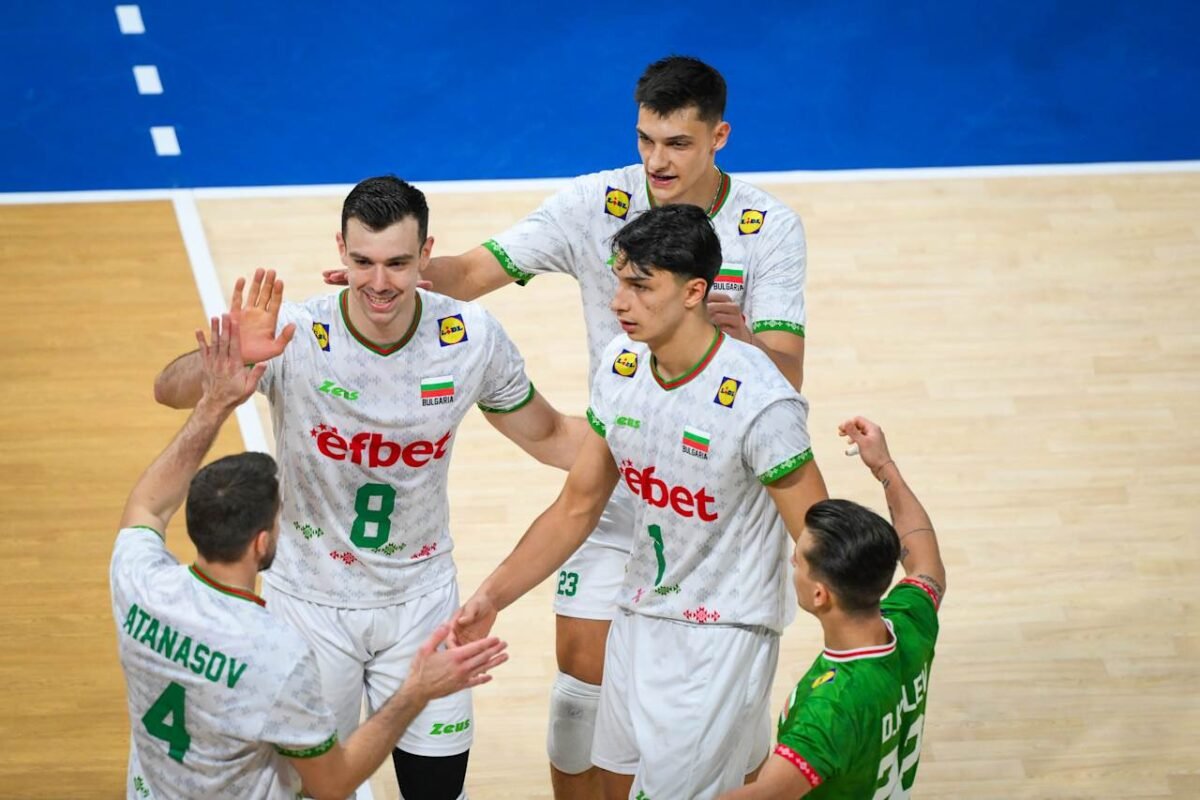 Bulgária comemora ponto no Mundial Masculino de Vôlei (foto: Divulgação/FIVB)