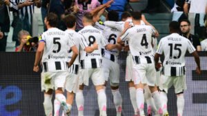 Jogadores da Juventus comemoram gol sobre a Inter de Milão - Crédito: 