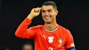 Cristiano Ronaldo comemora gol pela Seleção Portuguesa (foto: Attila Kisbenedek/AFP)