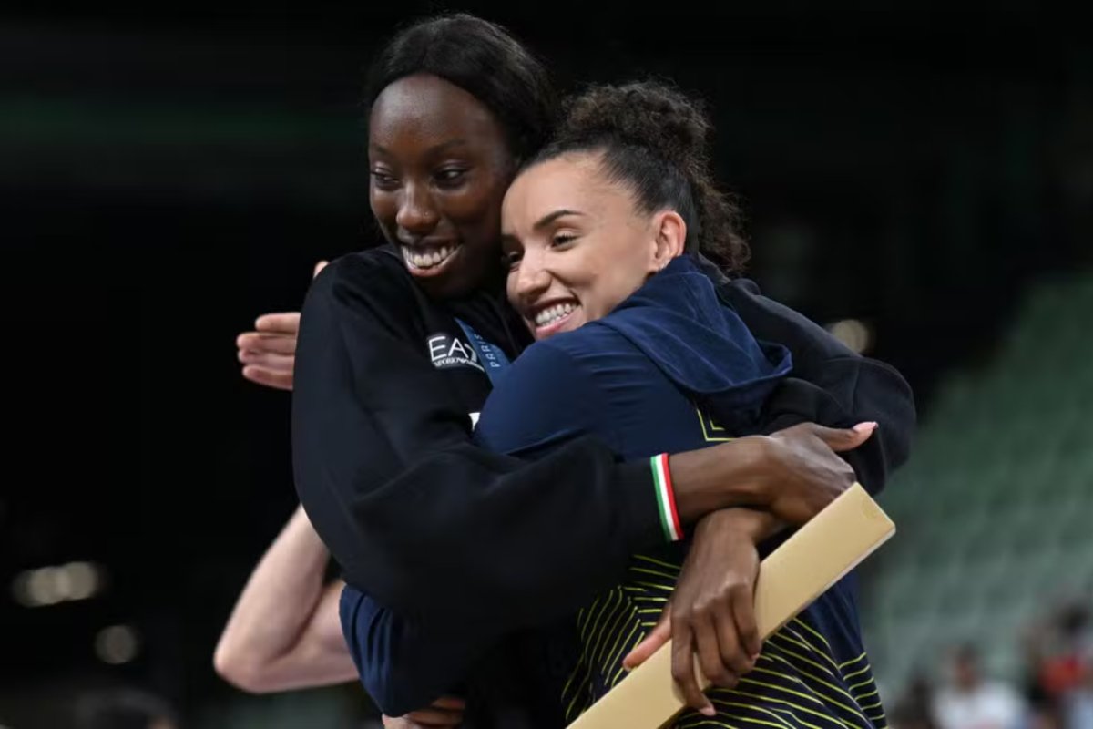 Melhores jogadoras de vôlei do mundo, Paola Egonu e Gabi Guimarães são grandes amigas (foto: Divulgação/Paris 2024)