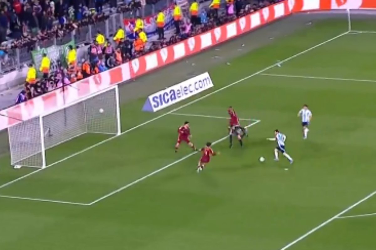 O golaço de Messi contra a Venezuela (foto: Reprodução)