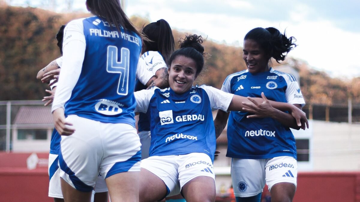 Isa Chagas é um dos destaques do Cruzeiro (foto: Gustavo Martins/Cruzeiro)