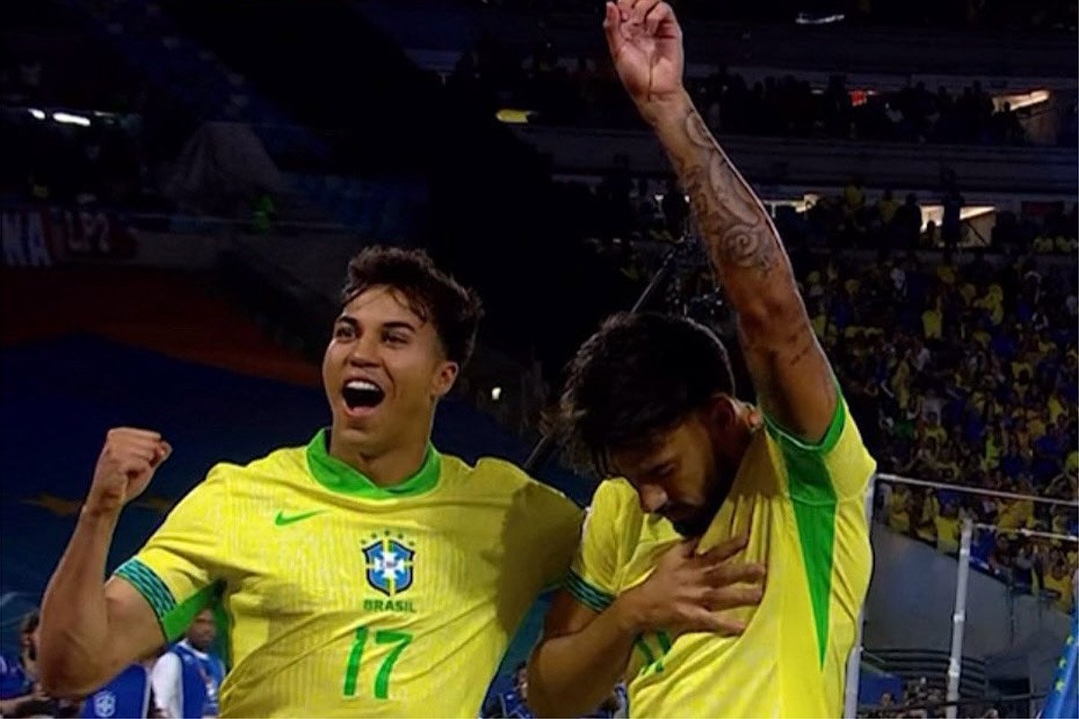 Kaio Jorge comemora gol de Lucas Paquetá (foto: TV Globo/Reprodução)