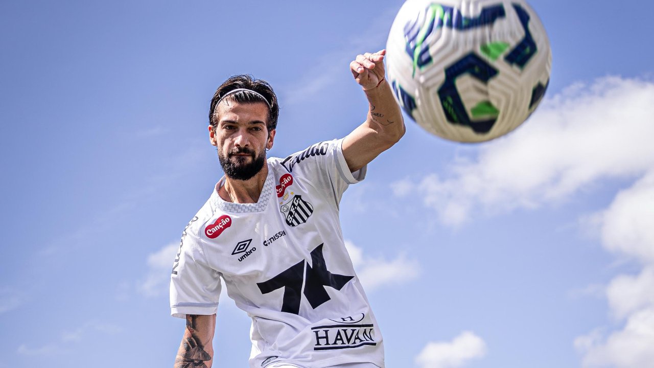 Lautaro Díaz, atacante do Santos (foto: Reprodução/Santos)