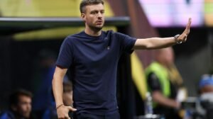 Martin Anselmi, provável novo técnico do Atlético, durante partida pelo Porto no Mundial de Clubes - Crédito: 