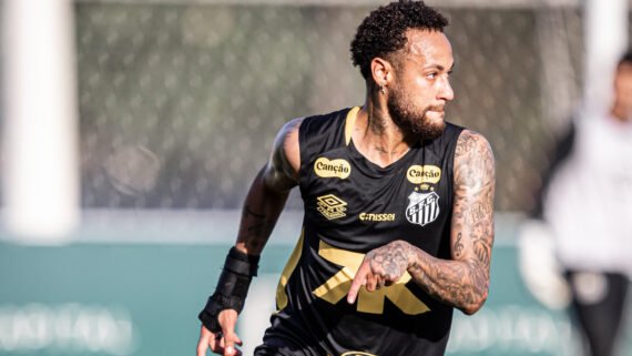 Ex-técnico do Santos detona Neymar: 'Não é exemplo para ninguém'