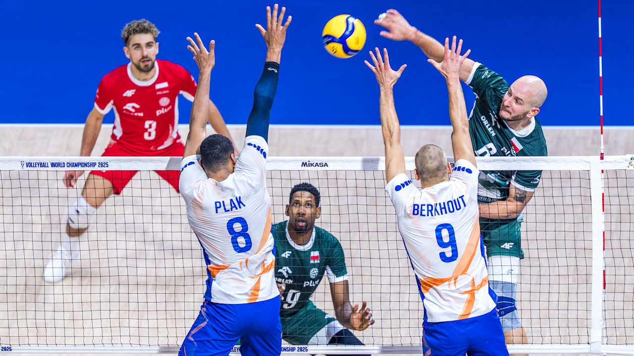 Lance do jogo entre Polônia e Holanda no Mundial Masculino de Vôlei de 2025, nas Filipinas (foto: Divulgação/FIVB)