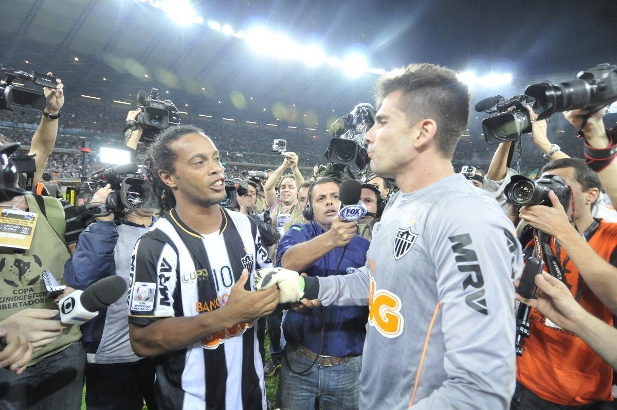 Ídolos do Atlético, Ronaldinho Gaúcho e Victor foram personagens importantes da Libertadores de 2013 - (foto: Juarez Rodrigues/EM/D.A Press)