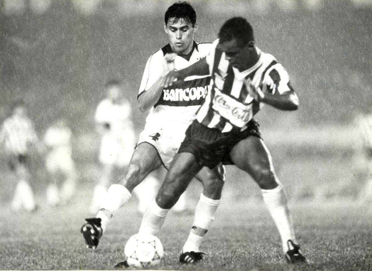 Atlético ganhou do Olimpia por 2 a 0 e se sagrou campeão da Copa Conmebol de 1992