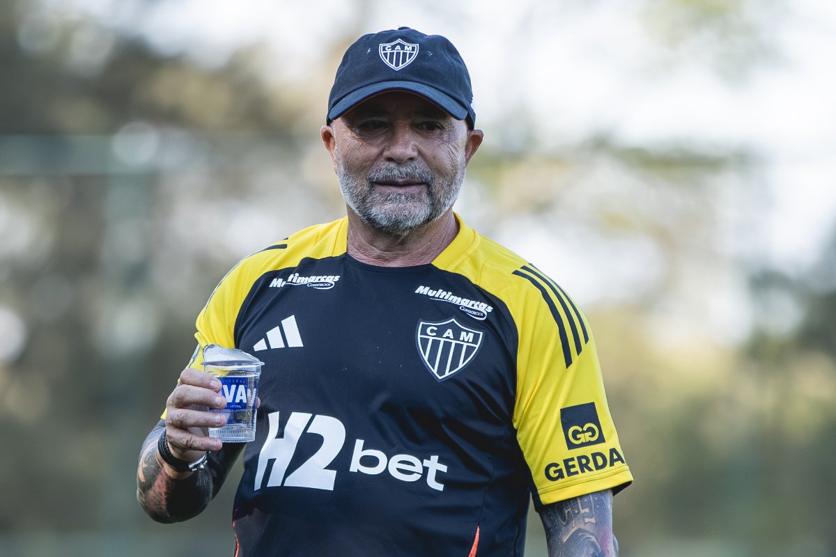 Sampaoli durante treino do Atlético na Cidade do Galo (foto: Pedro Souza/Atlético)