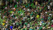 Torcida do América no Independência (foto: Mourão Panda/América)