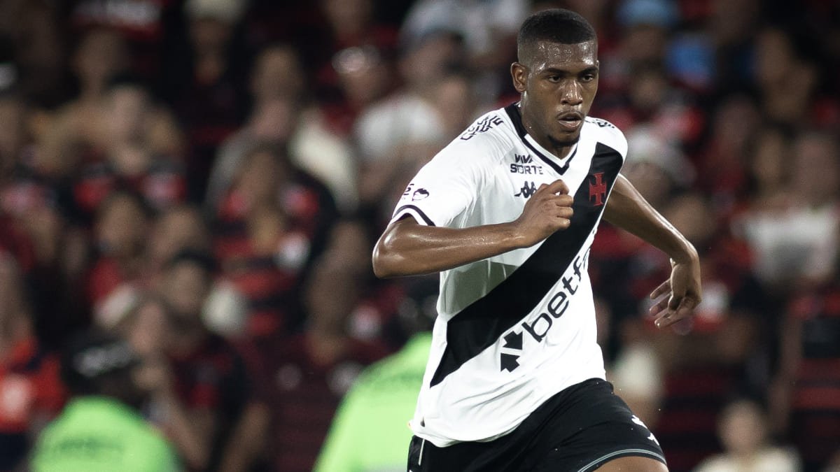 Rayan, atacante do Vasco, deve atuar como titular diante do Cruzeiro (foto: Matheus Lima/Vasco)