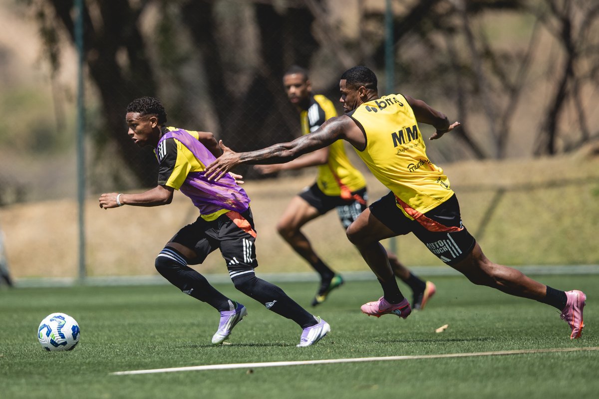 Gabriel Veneno tem treinado pelo time profissional do Atlético em algumas oportunidades - (foto: Pedro Souza/Atlético)