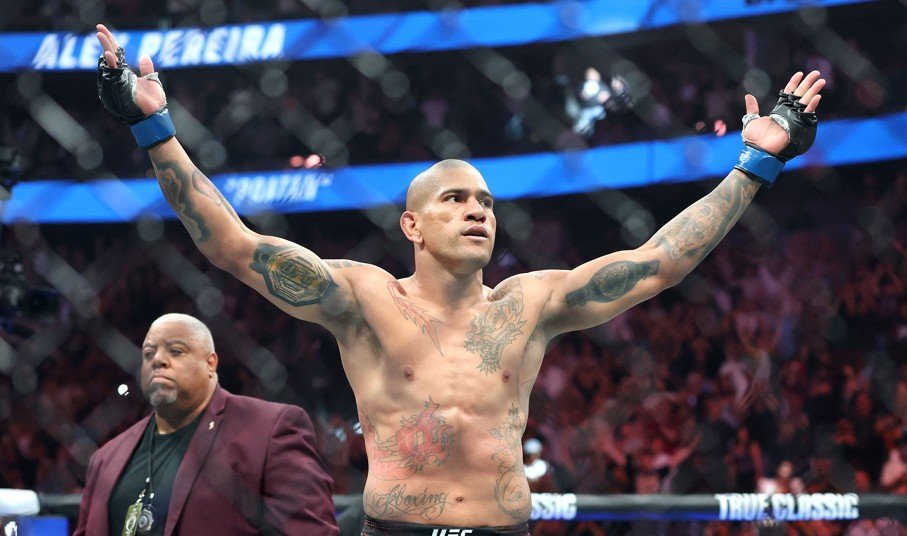 Alex Poatan (foto: Sean M. Haffey/Getty Images/AFP)